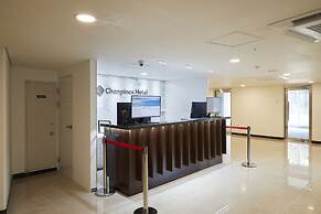 Sokcho Chonpines Beach Hotel