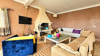 Marrakesh 6-bed Housing Authentic Berber