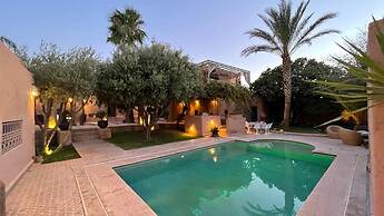 Marrakesh 6-bed Housing Authentic Berber
