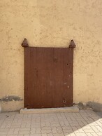 Marrakesh 6-bed Housing Authentic Berber