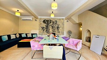 Marrakesh 6-bed Housing Authentic Berber