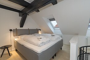 Modern Luxury Penthouse