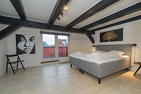 Modern Luxury Penthouse