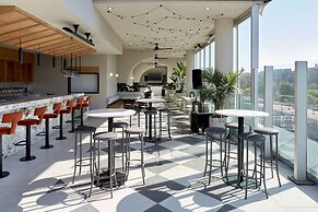 Hampton Inn by Hilton Montreal Downtown