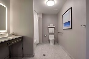 Hampton Inn by Hilton Montreal Downtown