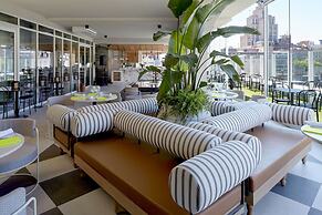 Hampton Inn by Hilton Montreal Downtown