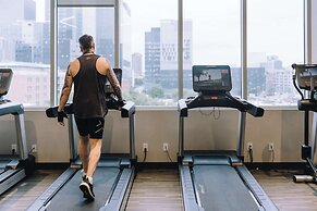 Hampton Inn by Hilton Montreal Downtown