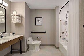 Hampton Inn by Hilton Montreal Downtown