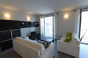 The Green House on the Lake