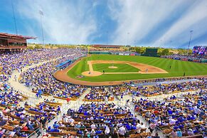 Holiday Inn Glendale - Stadium & Ent Dist by IHG