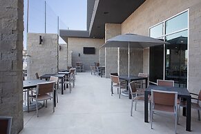 Holiday Inn Glendale - Stadium & Ent Dist by IHG