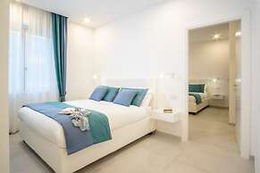 Deluxe Apartment in Sorrento Centre