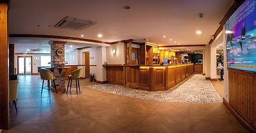 The Oakwood Hotel