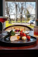 The Oakwood Hotel