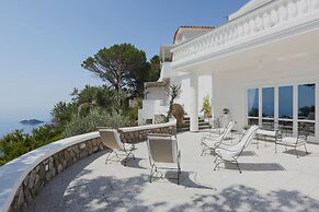 Luxury Family Amalfi Coast Villa