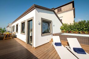 Luxury Villa with Penthouse, Pools and Sea View