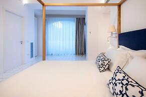 Luxury Villa with Penthouse, Pools and Sea View