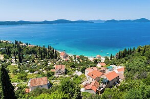 Apartments Cypress Sea Cove