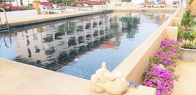 Plaza Residence Jomtien Beach - Large Studio Condo