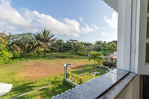 GB21 Ótima Casa 4 Suítes em Guarajuba