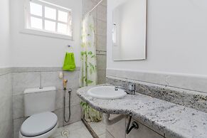 GB21 Ótima Casa 4 Suítes em Guarajuba