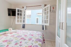 GB21 Ótima Casa 4 Suítes em Guarajuba