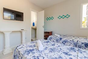 GB21 Ótima Casa 4 Suítes em Guarajuba