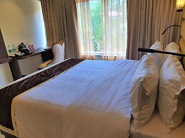 VITS Shanti Solitaire Arpora