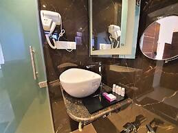 VITS Shanti Solitaire Arpora