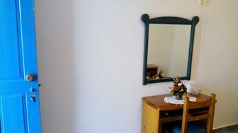 Captivating 1-bed Apartment in Lefkos