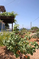 Captivating 1-bed Apartment in Lefkos