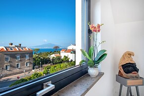 Luxury Apartment with Penthouse and Pool