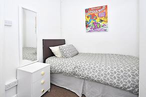 Townhouse @ 66 Rose Street Stoke