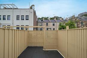 Harbour View Terrace House In The Heart Of The Rocks