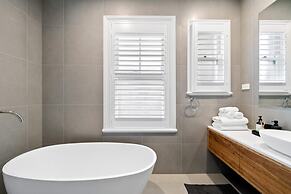 Harbour View Terrace House In The Heart Of The Rocks