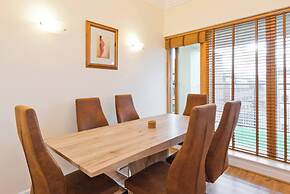 Stunning 3-bed Apartment in Dublin 1