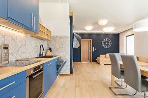 Holiday House Zefir by Renters