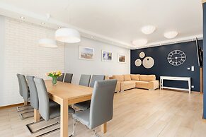 Holiday House Zefir by Renters