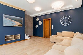 Holiday House Zefir by Renters