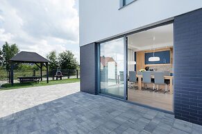 Holiday House Zefir by Renters