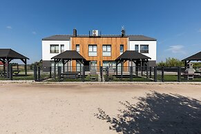 Holiday House Zefir by Renters