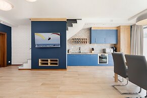 Holiday House Zefir by Renters