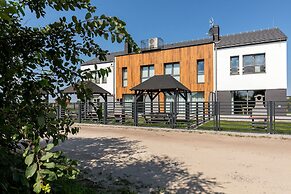 Holiday House Zefir by Renters