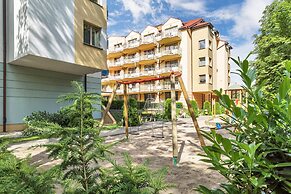 Zdrojowa Apartments by Renters
