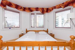 Apartamenty Pod Wiezyczkami by Renters