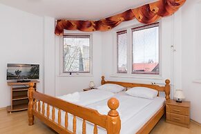 Apartamenty Pod Wiezyczkami by Renters