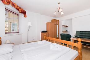 Apartamenty Pod Wiezyczkami by Renters