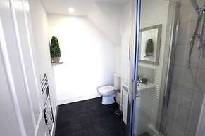 Coast Accommodation Station Road Apartments