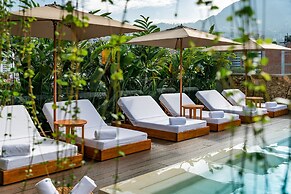 Elcielo Hotel & Restaurant