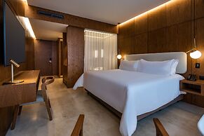 Elcielo Hotel & Restaurant